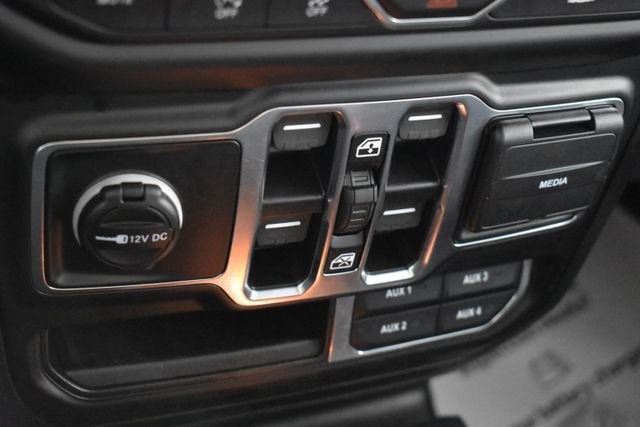 2021 Jeep Wrangler Unlimited Sahara Altitude