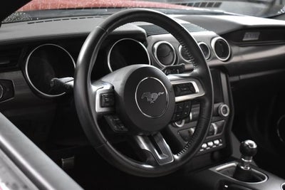 2022 Ford Mustang EcoBoost