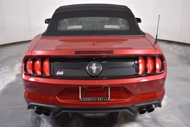 2022 Ford Mustang EcoBoost