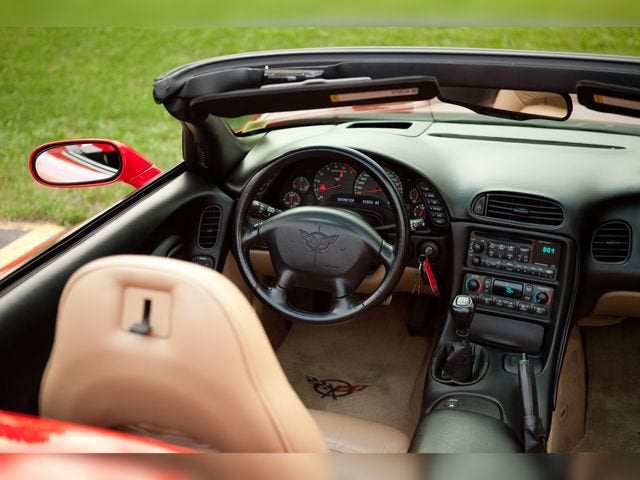 2000 Chevrolet Corvette 2DR CONV