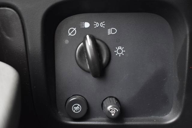 2006 Chevrolet Express Cutaway 3500 C7N