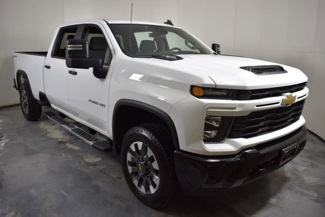 2024 Chevrolet Silverado 2500 HD Custom