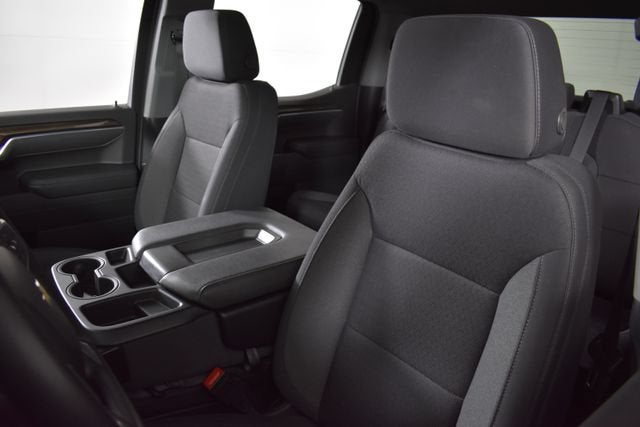 2025 Chevrolet Silverado 1500 LT (2FL)