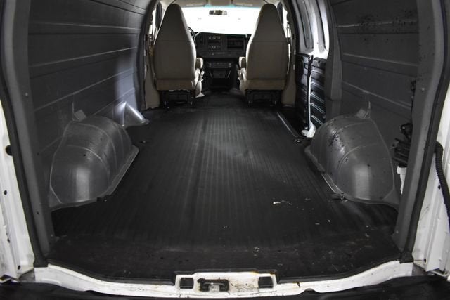 2017 Chevrolet Express Cargo 2500 2500 RWD 135"