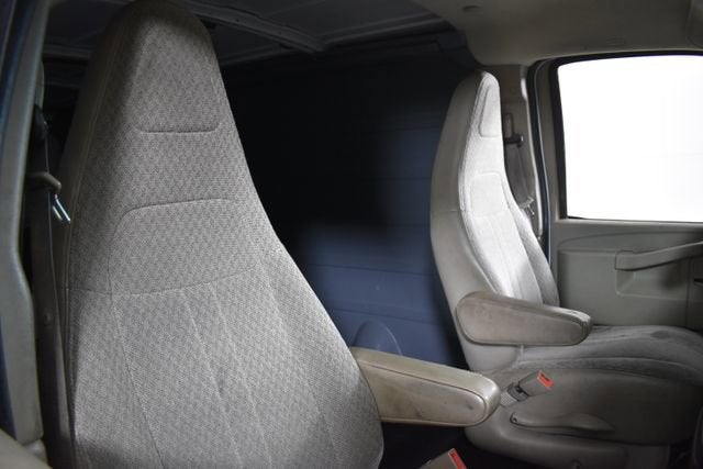 2017 Chevrolet Express Cargo 2500 2500 RWD 135"