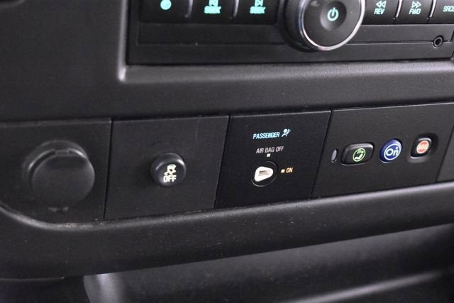 2017 Chevrolet Express Cargo 2500 2500 RWD 135"