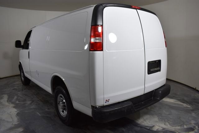 2017 Chevrolet Express Cargo 2500 2500 RWD 135"