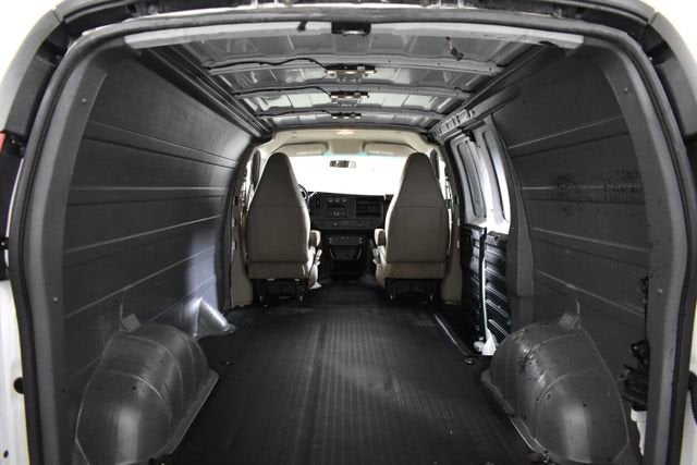 2017 Chevrolet Express Cargo 2500 2500 RWD 135"