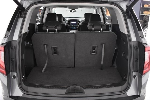 2021 GMC Acadia AT4