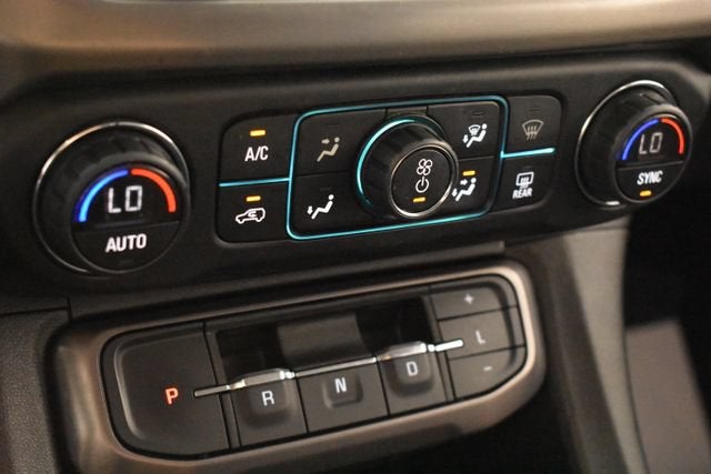 2021 GMC Acadia AT4