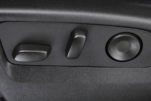 2023 GMC Yukon XL SLE