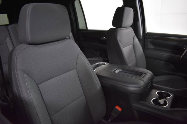 2023 GMC Yukon XL SLE