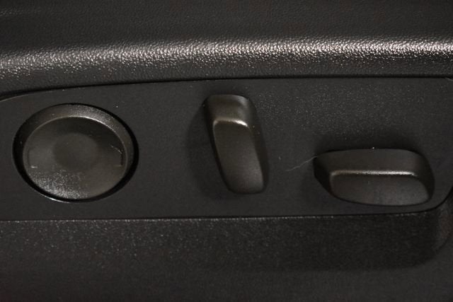 2023 GMC Yukon XL SLE