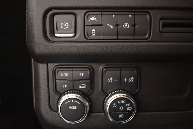 2023 GMC Yukon XL SLE