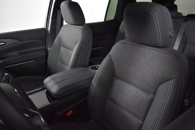 2024 Chevrolet Traverse LS