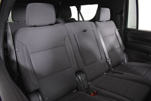 2022 Chevrolet Suburban LS