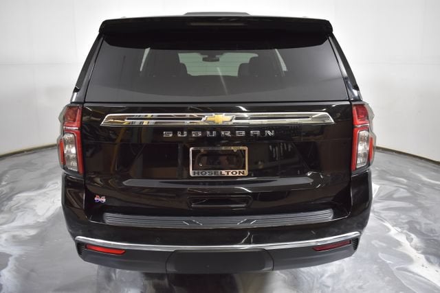 2022 Chevrolet Suburban LS