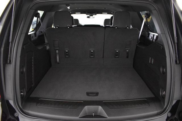 2022 Chevrolet Suburban LS