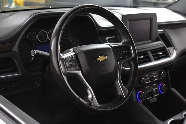 2022 Chevrolet Suburban LS