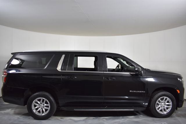 2022 Chevrolet Suburban LS