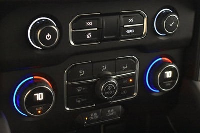 2022 Chevrolet Suburban LS