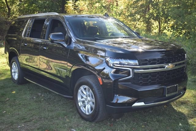 2022 Chevrolet Suburban LS