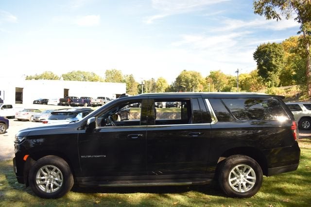 2022 Chevrolet Suburban LS