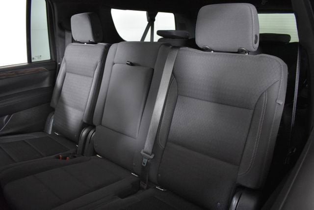 2022 Chevrolet Suburban LS