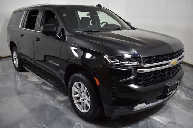 2022 Chevrolet Suburban LS