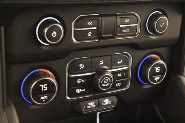 2022 Chevrolet Suburban LS