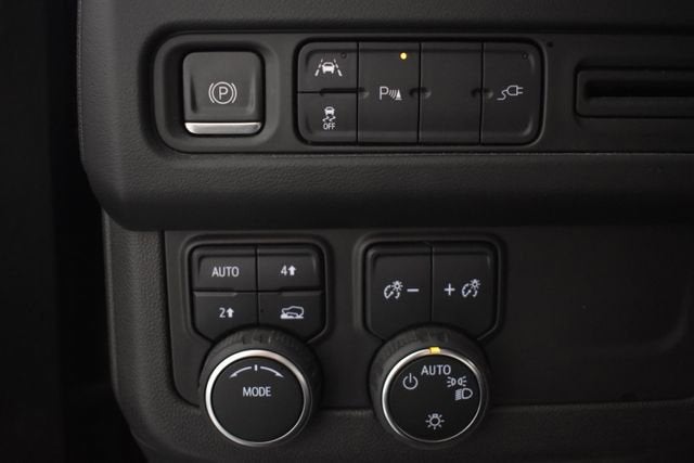 2022 Chevrolet Suburban LS