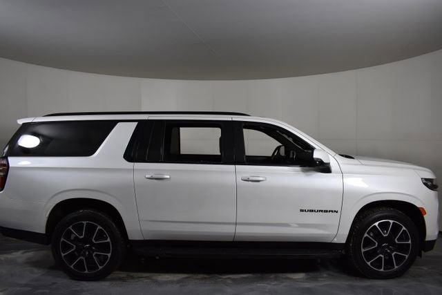 2022 Chevrolet Suburban RST