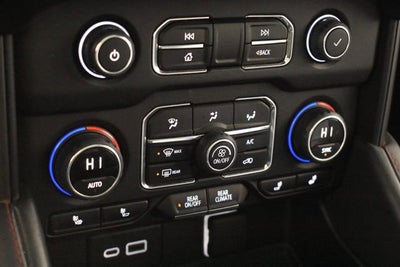 2022 Chevrolet Suburban RST