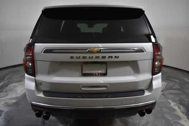 2023 Chevrolet Suburban High Country