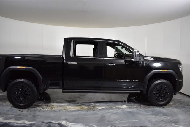 2024 GMC Sierra 3500 HD Denali