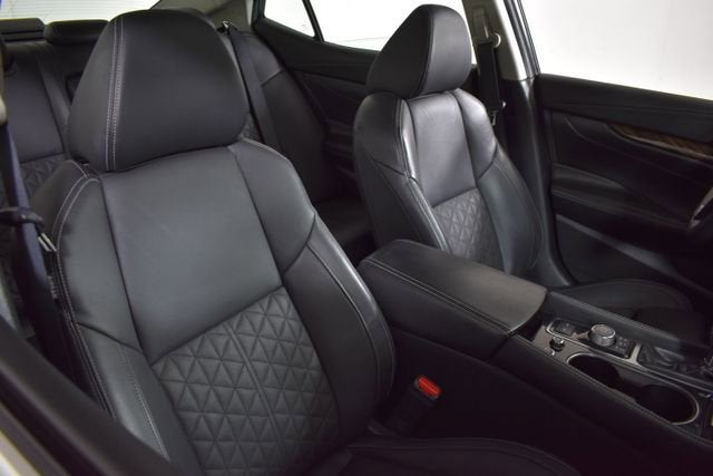 2017 Nissan Maxima Platinum