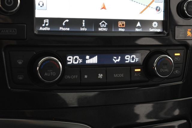 2017 Nissan Maxima Platinum