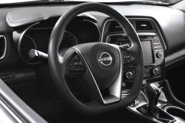 2023 Nissan Maxima Platinum