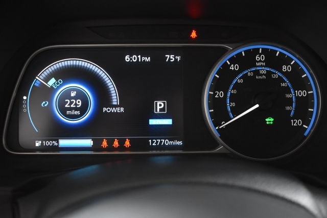 2022 Nissan LEAF SV PLUS
