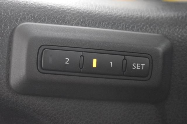 2017 Nissan Titan SL