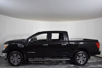 2017 Nissan Titan SL