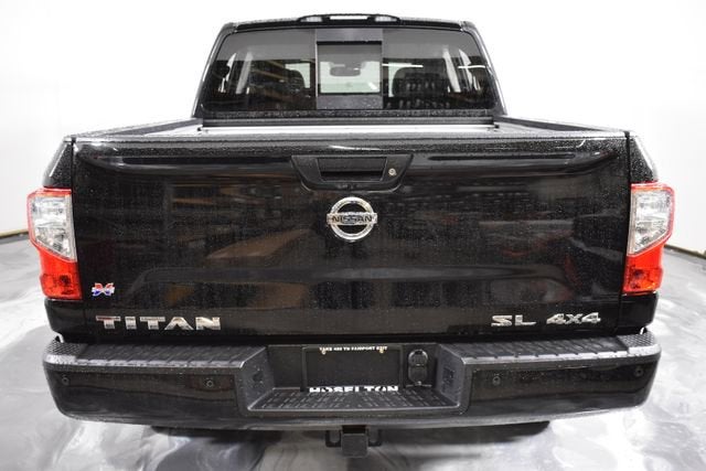 2017 Nissan Titan SL