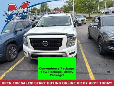 2021 Nissan Titan SV