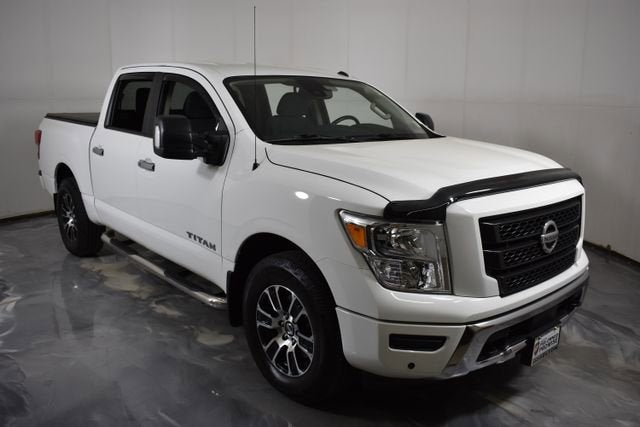 2021 Nissan Titan SV