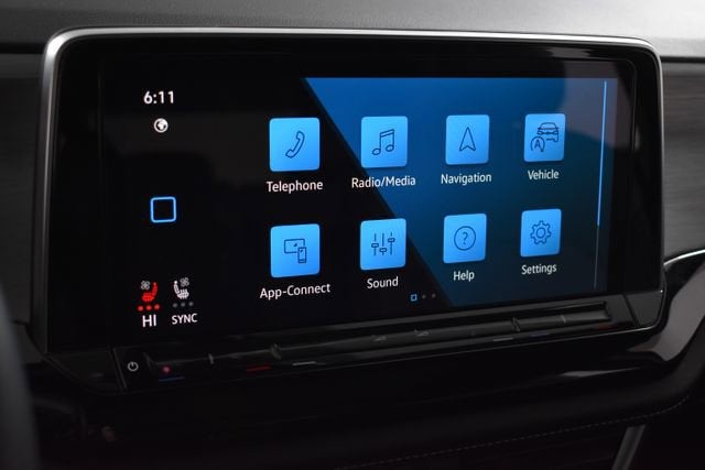 2024 Volkswagen Atlas Cross Sport 2.0T SE w/Technology