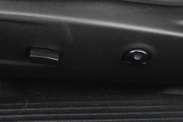 2016 Dodge Challenger SXT Plus