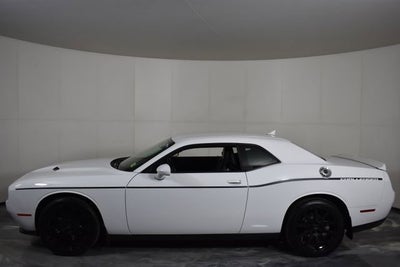 2016 Dodge Challenger SXT Plus