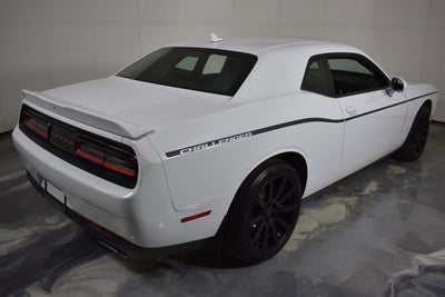 2016 Dodge Challenger SXT Plus