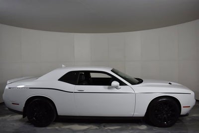 2016 Dodge Challenger SXT Plus