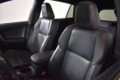 2017 Toyota RAV4 SE